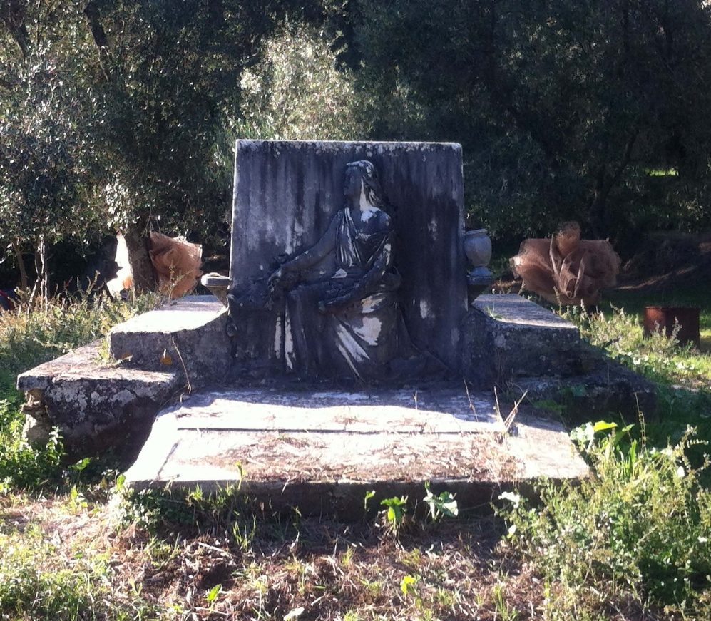 Stefano Romeo's Tomb (5).jpg